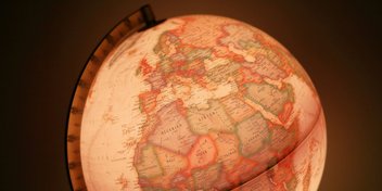Bild: Maksim Shutov – Unsplash
