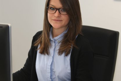 Marie Douchet, Media Trader
