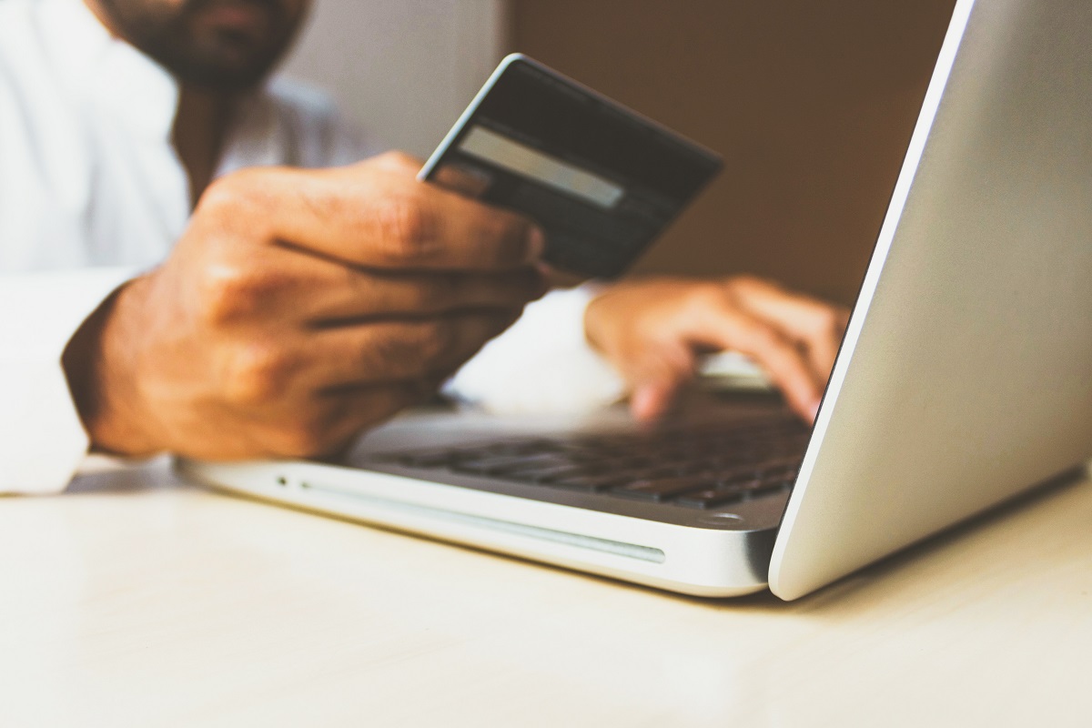 Online-Shopping-Laune der Deutschen variiert nach Wochen- und Tageszeit